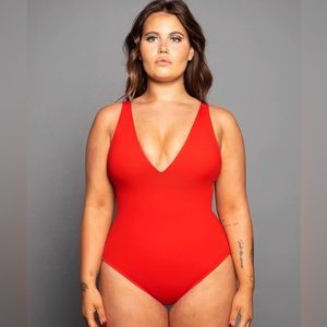 Ta3 Sculpting Swimsuit Plungy